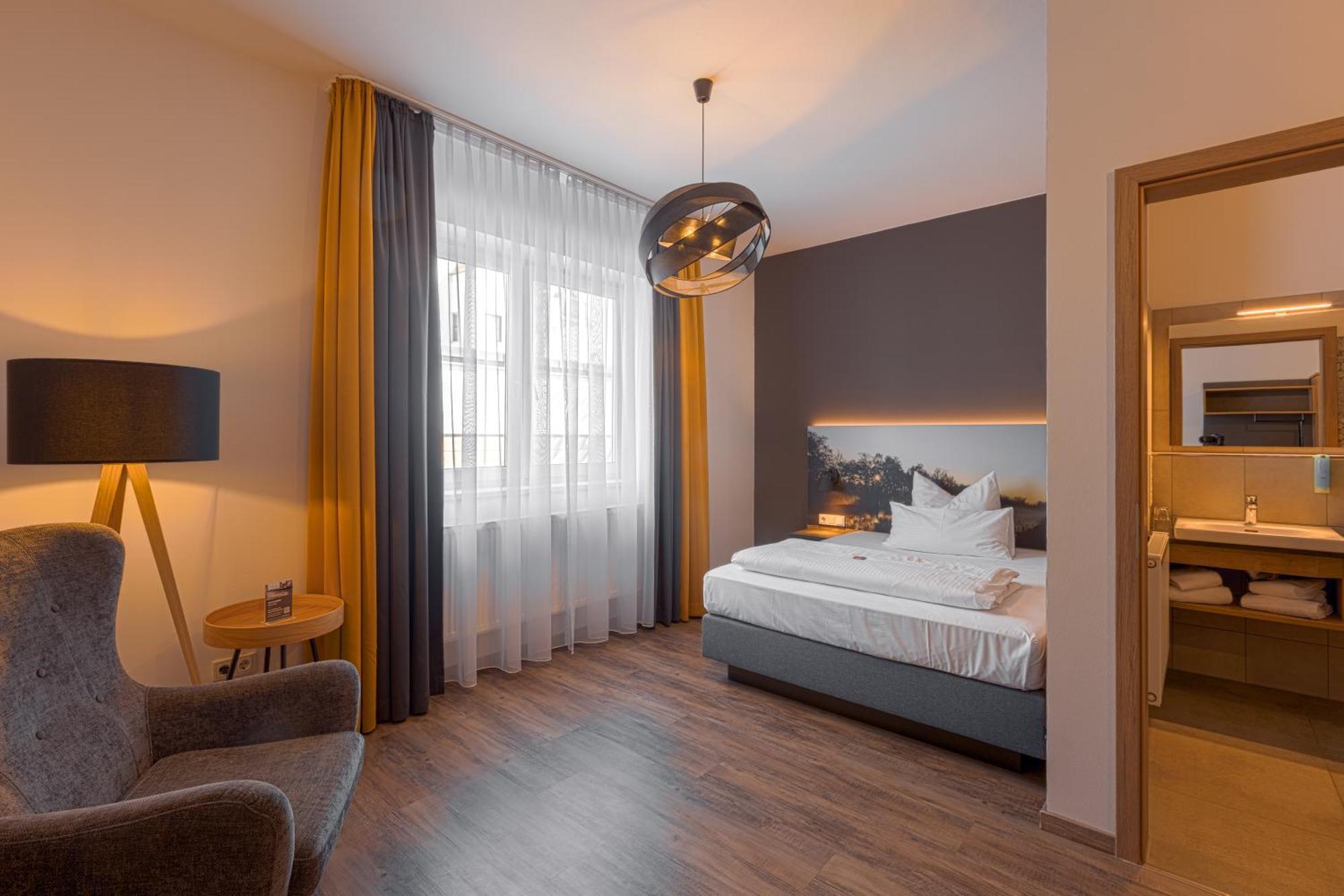Hotel Kitz Ehemals Schlemmerhuette Langweid Ngoại thất bức ảnh