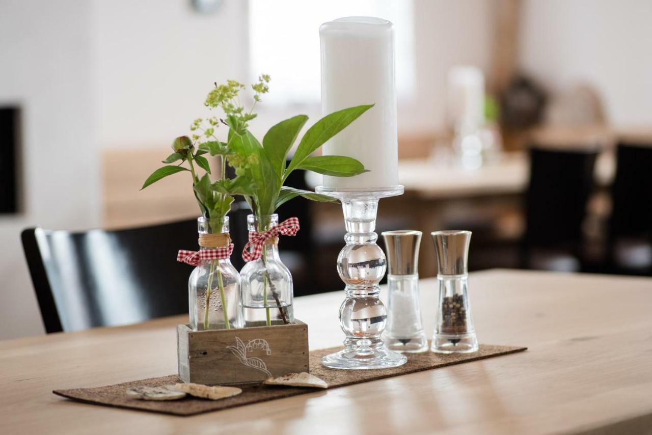 Hotel Kitz Ehemals Schlemmerhuette Langweid Ngoại thất bức ảnh