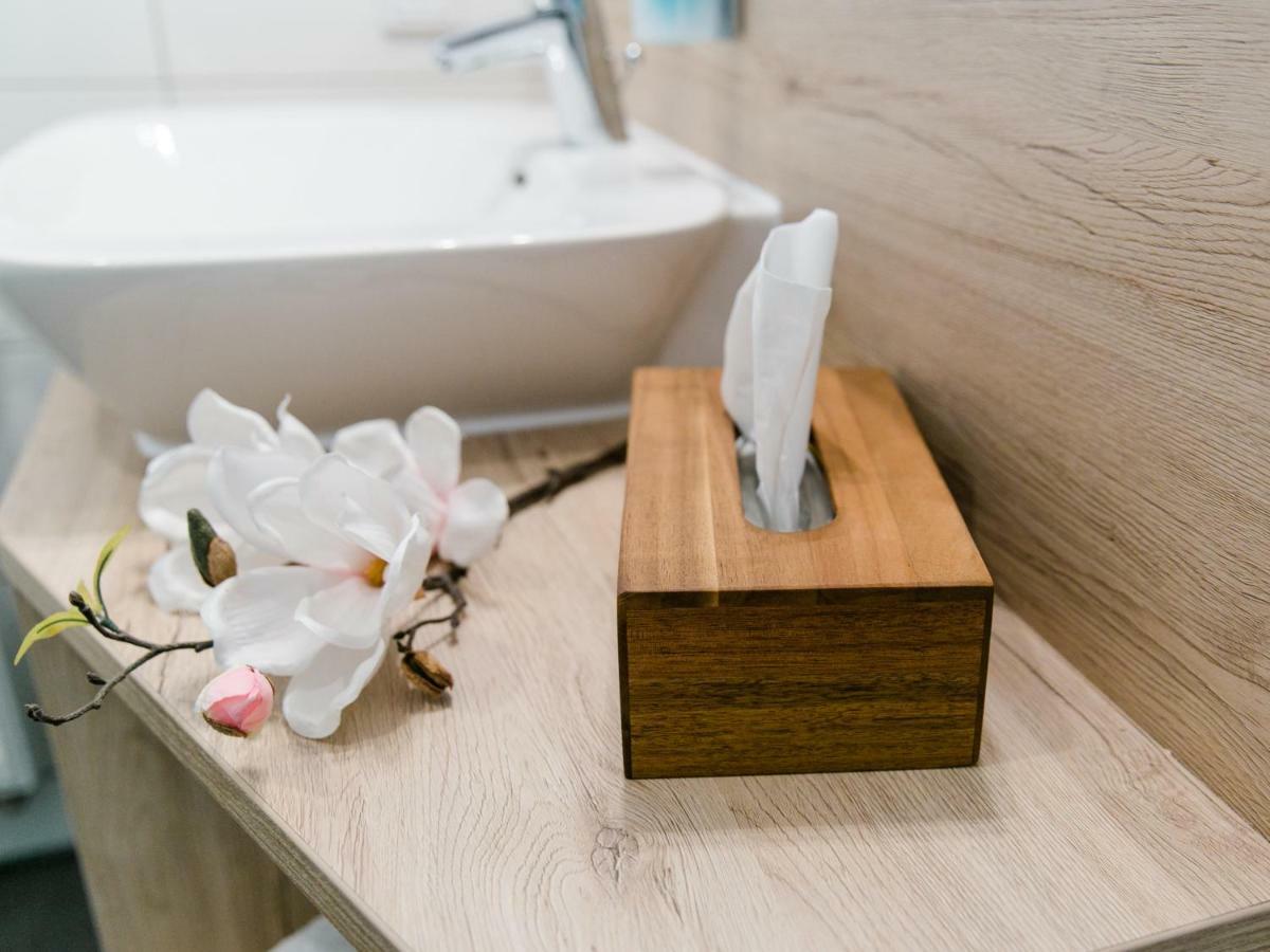 Hotel Kitz Ehemals Schlemmerhuette Langweid Ngoại thất bức ảnh